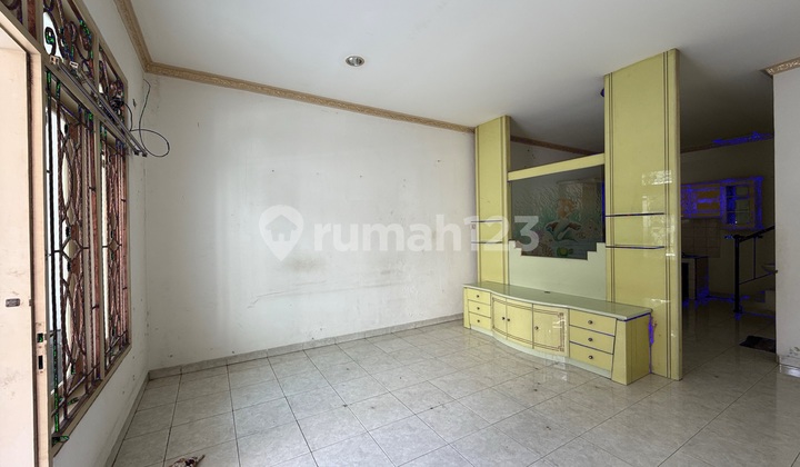 Premium Location 1m House Only 10 Million/m² Premium Location 1m House Only 10 Million/m²