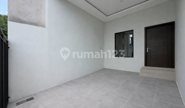 Brand New 4X15 House in Favorite Green Ville Complex, West Jakarta