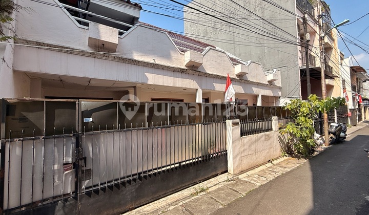 Rumah 2lt Akses Mobil Tanjung Duren Jakarta Barat