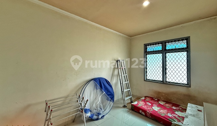 Rumah 2.5 Lantai Full Keramik Lebar Jalan 2 Mobil Taman Ratu Jakarta Barat 2