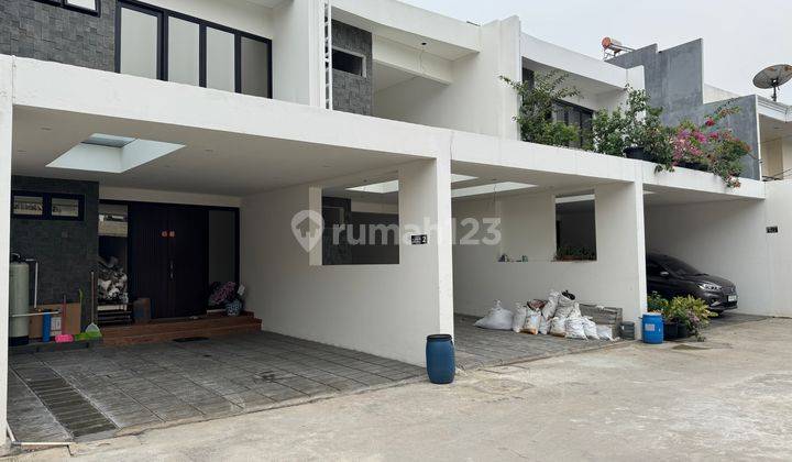 Rumah Baru 2 Lantai Mini Cluster Dalam Sunrise Garden Jakarta Barat 1