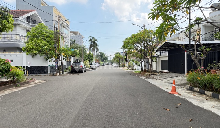 Di Bawah NJOP! Rumah Elite 14X17 Sunrise Garden Full Furnished - Tinggal Bawa Koper! Di Bawah NJOP! Rumah Elite 14X17 Sunrise Garden Full Furnished - Tinggal Bawa Koper!