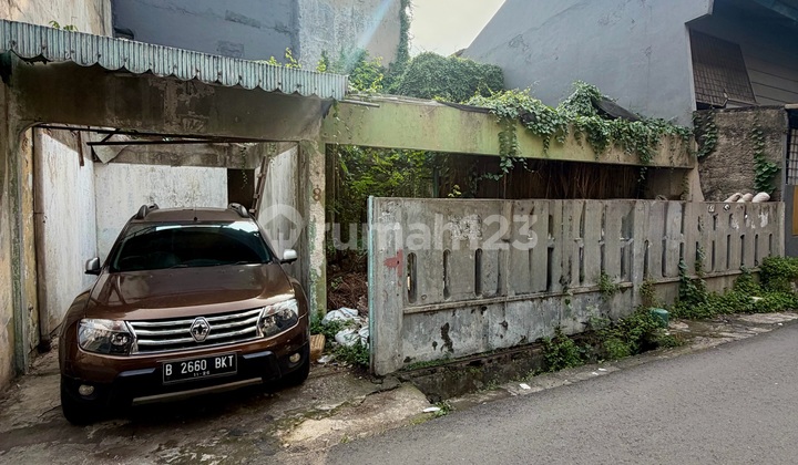 Rumah Tua Potensi Hitung Tanah Row 2 Mobil Tanjung Duren Jakarta Barat Rumah Tua Potensi Hitung Tanah Row 2 Mobil Tanjung Duren Jakarta Barat