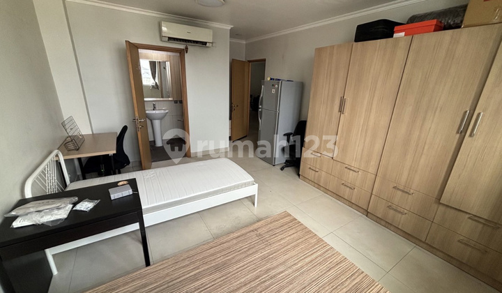 Shop House 12x25 Strategic Flood-Free Tanjung Duren Raya West Jakarta 2