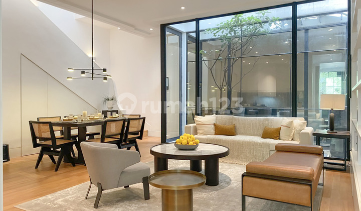 Selling Fast Rare Unit New House Area Pondok Indah Modern Classic Style Town House 2