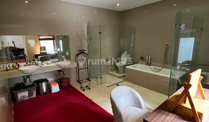 Di Jual Rumah Ozone Residences Furnished Bagus 11
