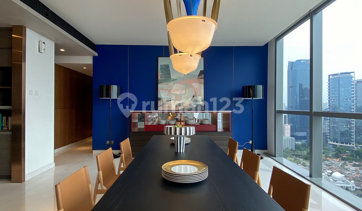 Apartemen Casa Domaine 4 BR Furnished Bagus 2