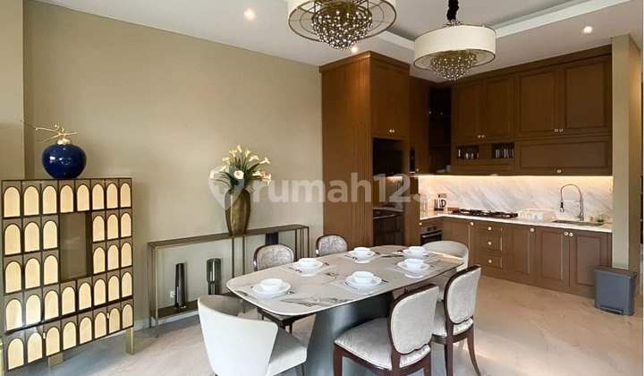 Furnished House Ready to Live in the Strategic Senayan Area Furnished House Ready to Live in the Strategic Senayan Area