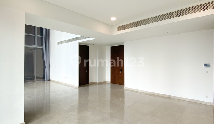 For Rent: 4BR Unit with Private Pool & Elevator at Anandamaya Residence in Good Condition