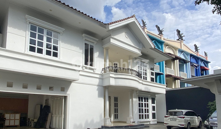 Dijual Rumah Daerah Tebet Lokasi Strategis Cocok untuk Kantor/Usaha lain atau di Huni Dijual Rumah Daerah Tebet Lokasi Strategis Cocok untuk Kantor/Usaha lain atau di Huni
