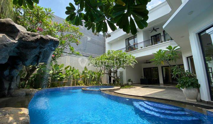 Disewakan Rumah Di Kemang Bangunan Interior Modern Luxury 1