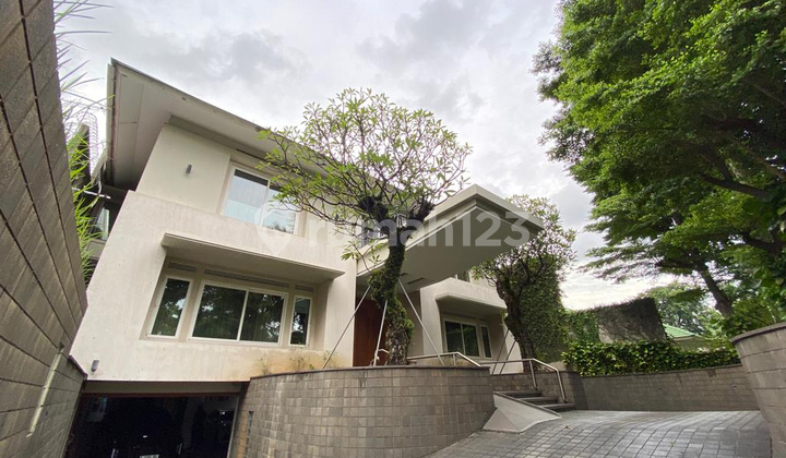 Dijual Rumah Mewah Di Menteng  Kondisi Bagus dan Terawat 1