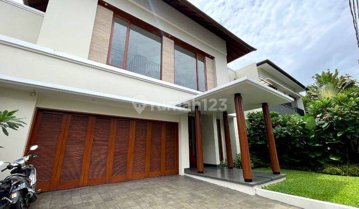 Disewakan Rumah 4 Kamar Tidur Lokasi Strategis Belakang Citos, Modern Tropical House Brand New Renovated Jaksel 1