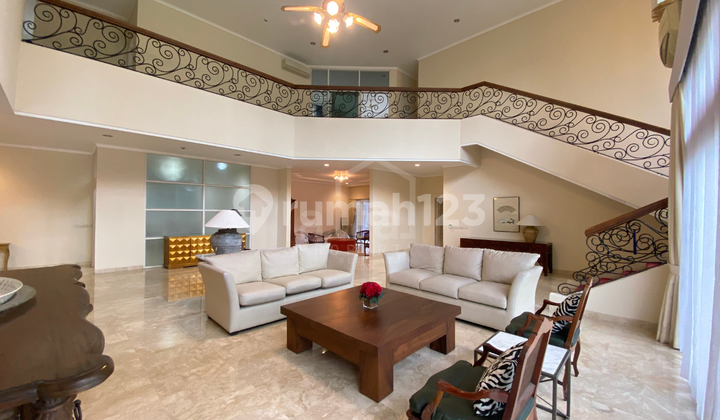 Disewakan Rumah Daerah Strategis Permata Hijau 4Br Pool 2