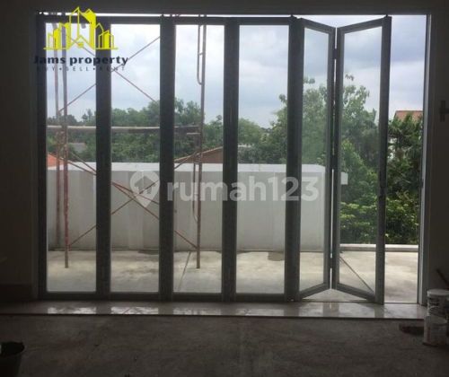 Dijual Cepat Rumah 2 Lantai 4 Br Luas 305 M2 Private Pool Siap Huni Jakarta Selatan 2