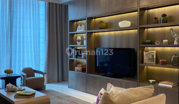 Dijual Turun Harga Apartemen St. Regist 3 Bed Luas 350 Sqm Full Furnished  2