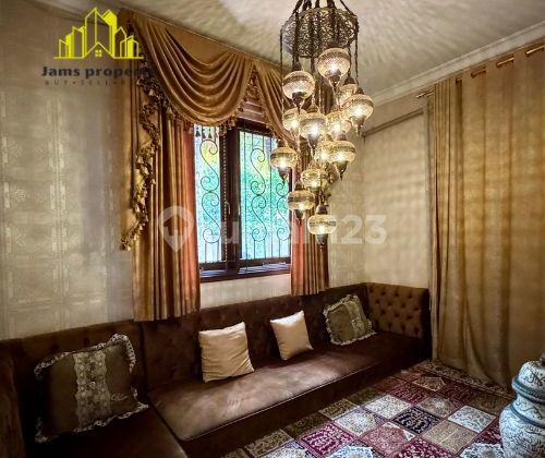 For Sale East Kemang House 4 BR Area 840 m2 Ready to Occupy, South Jakarta