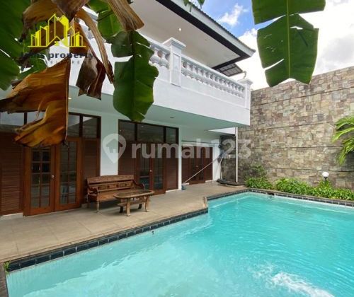 For Rent: 4BR House, 600m², Private Pool, Strategic Unit, Permata Hijau, South Jakarta