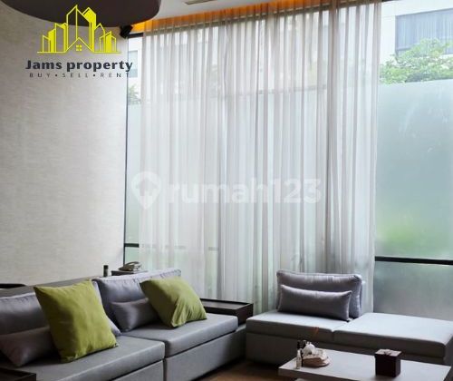 For Rent Verde Apartment 3 BR Furnished Area 297M2 Best Facilities South Jakarta