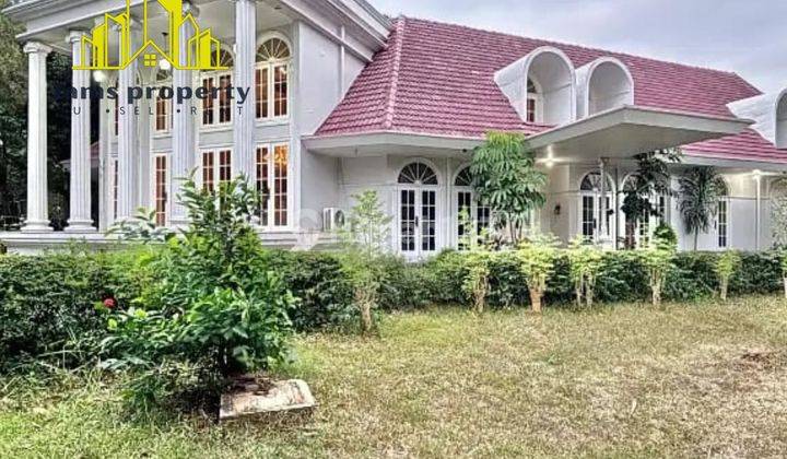 Dijual Rumah Modern Classic Halaman Luas di Simprug Hanglekir Kebayoan Baru 2