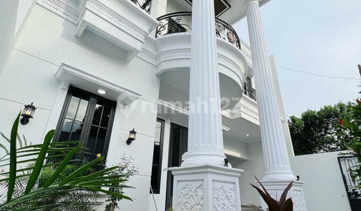 Rumah 2 Lantai Private Pool di Jagakarsa Jakarta Selatan