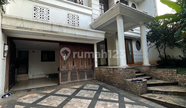 Dijual Cepat Rumah Bagus Area Pondok Indah 4 Bedroom Lingkungan Asri, SHM