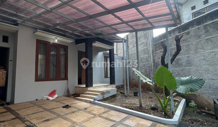  Di Jual Murah Rumah 2 Lantai Di Dalam Komplek  Semi Furnished Bagus Shm - Sertifikat Hak Milik Di Jalan Ciputat Raya, Kebayoran Lama