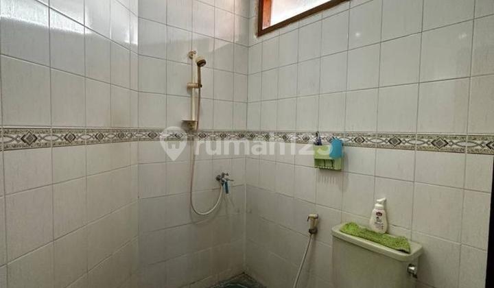 Dijual Rumah 2 Lantai 3 BR Luas 277m2 Dekat Dengan Tol Becakayu Dan Tol Cikampek Jatiwaringin  2