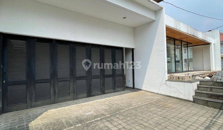 Rumah 2 Lantai di Setiabudi Jaksel, 5 Bedrooms. Luas, Strategis 2