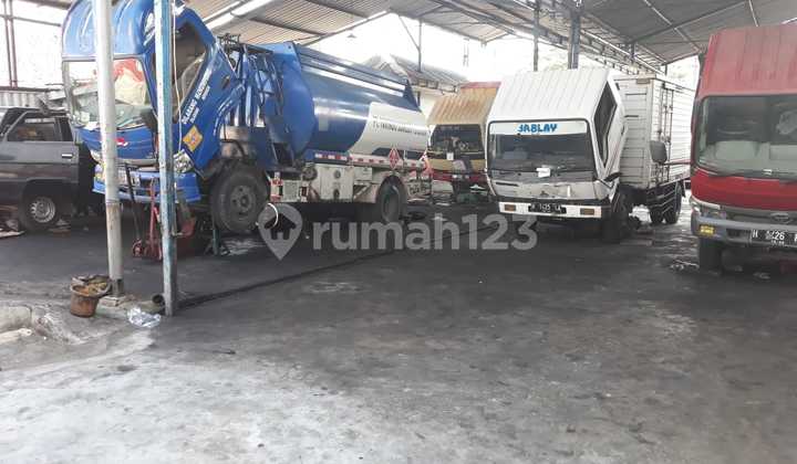 Ruang-usaha di Jalan Raya Mangkang Wetan, Ngaliyan, Semarang 3