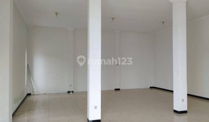 Ruko Jalan Ring Road Utara Jombor Jogjakarta 2