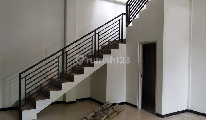 Ruko Jalan Ring Road Utara Jombor Jogjakarta 4