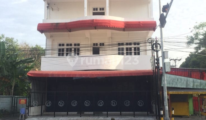 RUKO 2 LANTAI DI JALAN COLOMBO SIAP SEWA