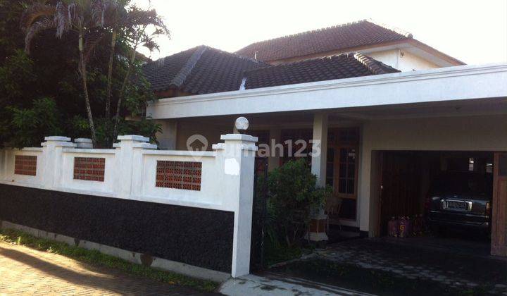 Rumah Klasik 8kamar Di Komplek Sawitasari Condongcatur, Dekat Ugm 1