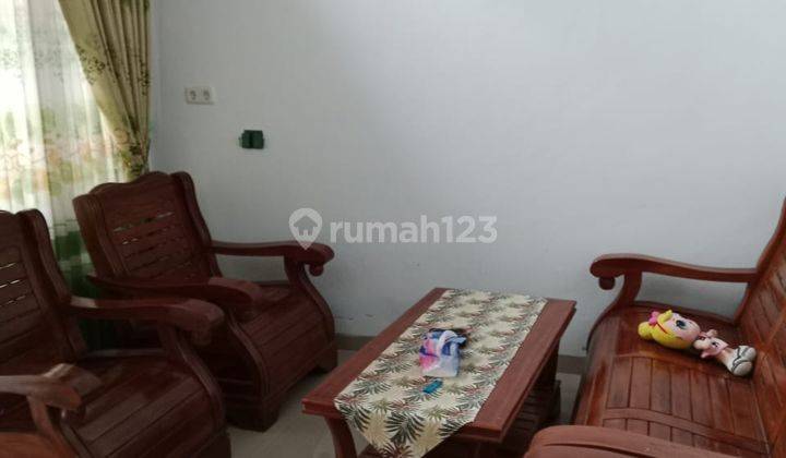 Rumah 3 Kamar Di Daerah Seyegan Bangunan Kondisi Seperti Baru 12