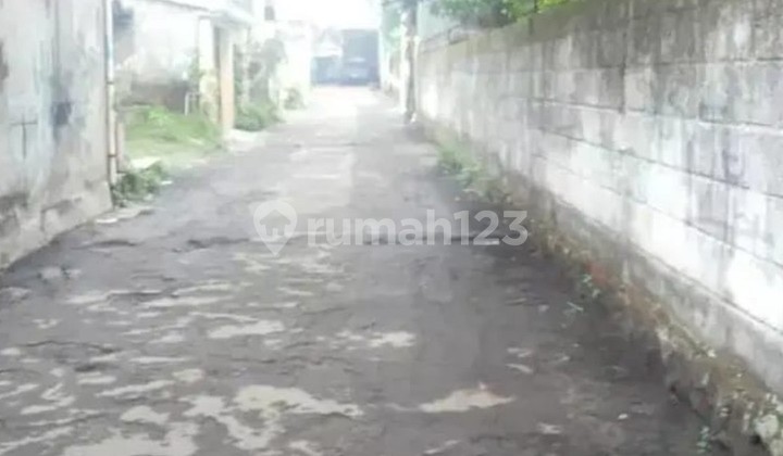 TANAH LUAS DI AREA STRATEGIS. TANAH LUAS DI AREA STRATEGIS.