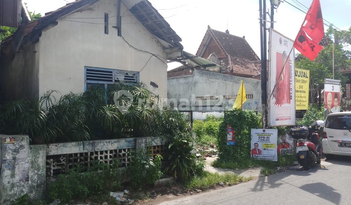 Tanah SHM 438 Meter Persegi Lokasi Njeron Beteng Dekat alun2 Selatan Yogyakarta
