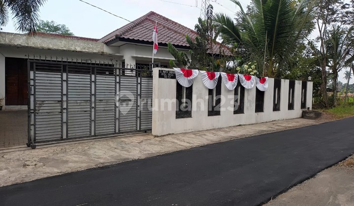 Rumah 5 Kamar Cocok Untuk Keluarga di Ngaglik Sleman