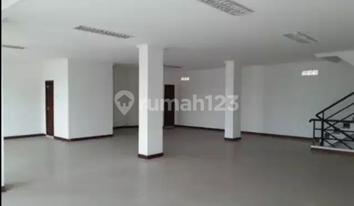 Strategic Adjacent Shop-House on Jln Panjang Kebun Jeruk, Ready for Business 2