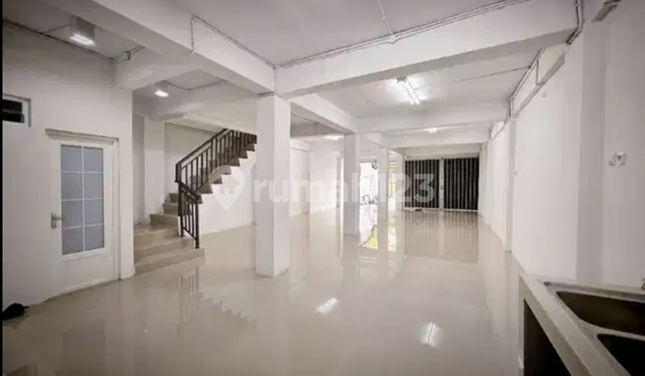 2 Ruko Pasca Renovasi, Nyaman Siap Usaha & Huni 2 Ruko Pasca Renovasi, Nyaman Siap Usaha & Huni