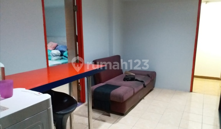 2 Unit Studio (gandeng) Siap Huni & Termurah Di Apartemen Green Park