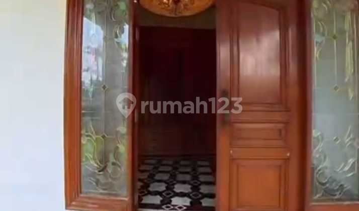Rumah Mewah Di Permata Buana