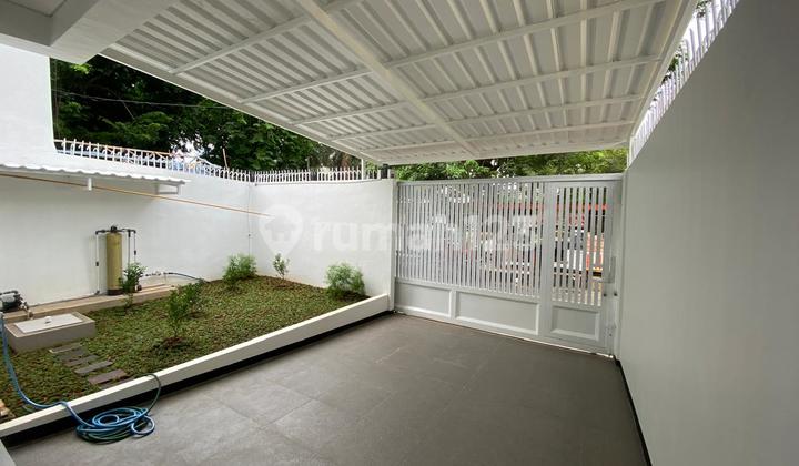 Rumah Besar, Design Elegan & Full Furnish di Cideng Roxy 2