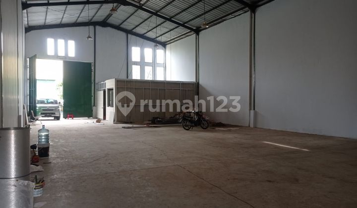 DiSewakan Gudang Bizhub Bersih Rapi siap Huni DiSewakan Gudang Bizhub Bersih Rapi siap Huni