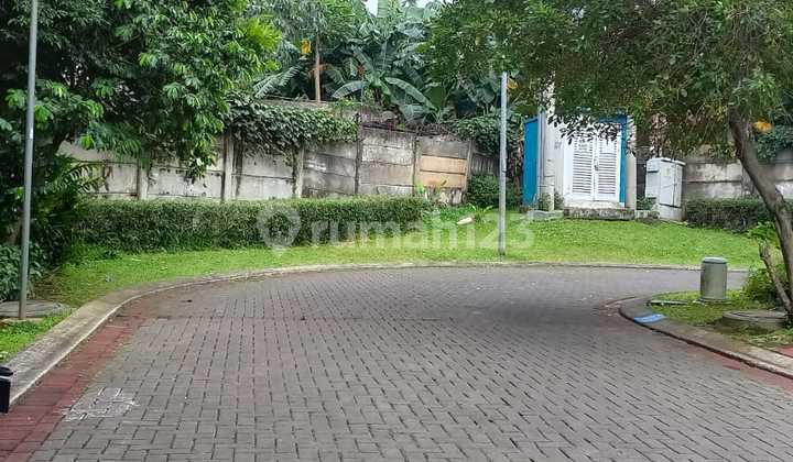 Ready-to-Occupy House in a Premium Location at Sevila Park Ready-to-Occupy House in a Premium Location at Sevila Park