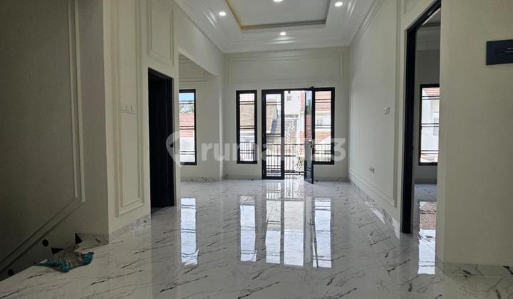 Ready-to-Live House in Taman Chrysant 2