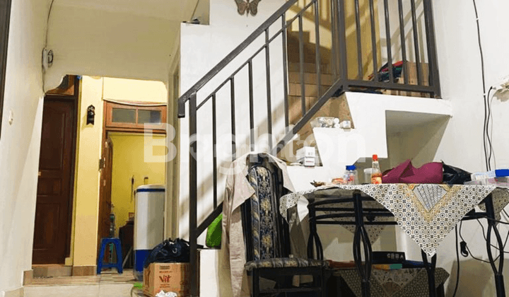 Turun Harga Rumah  2lantai Villa Pamulang 1