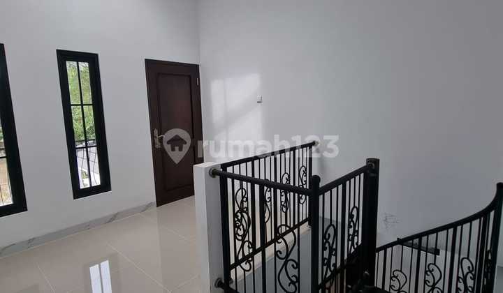 Dijual Rumah Mewah Siap Huni Di Dalam Perumahan  6