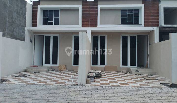 Rumah Siap Huni 700 jtan Surabaya Barat Wiyung ,Dekat RS Wiyung Sejahtera,Pakuwon, Unesa.
