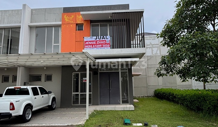 Rumah Hook Spesial Pik 2